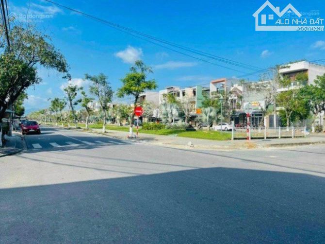 Chủ kẹt tiền bán lô góc 2 mặt tiền 203m2(8x26m) Yên Thế-Bắc Sơn và Hòa An 6 giá tốt - 6