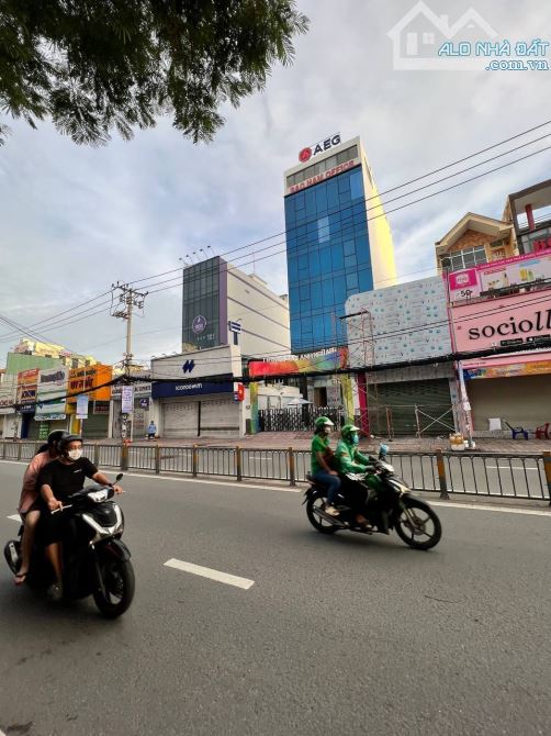 Cho thuê tòa nhà 422 Nguyễn Thị Thập, Phường Tân Quy, Quận 7, Hồ Chí Minh - 3