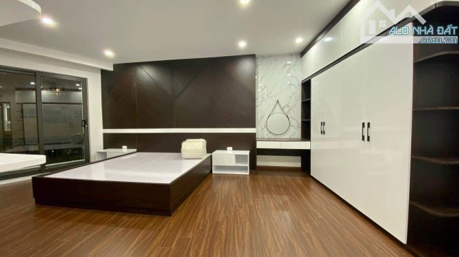 Bán Gấp Siêu Phẩm Gốc Đề Minh Khai, Vỉa Hè 3 Ô Tô Tránh KD DT 80M 8T MT 5.2M Giá 24.5Tỷ - 3