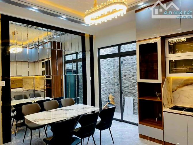 Bán nhà mặt tiền Huỳnh Tấn Phát 80,5m2 5,4x15 chỉ 7 tỷ 888 triệu - 3