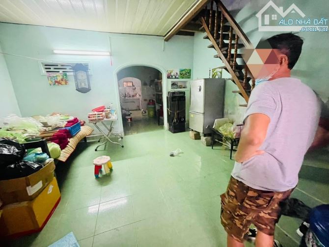 Bán nhà hẻm đường 2-4, Vĩnh Phước, Nha Trang. Hẻm vào nằm đối diện đường Tôn Thất Tùng,