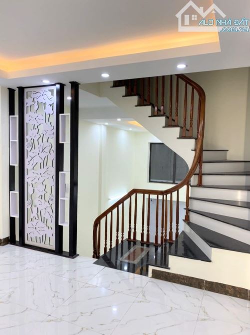 Bán nhà Tả Thanh Oai Dt 42m 4T. Giá 4.98tỷ. Gần ô tô - 1