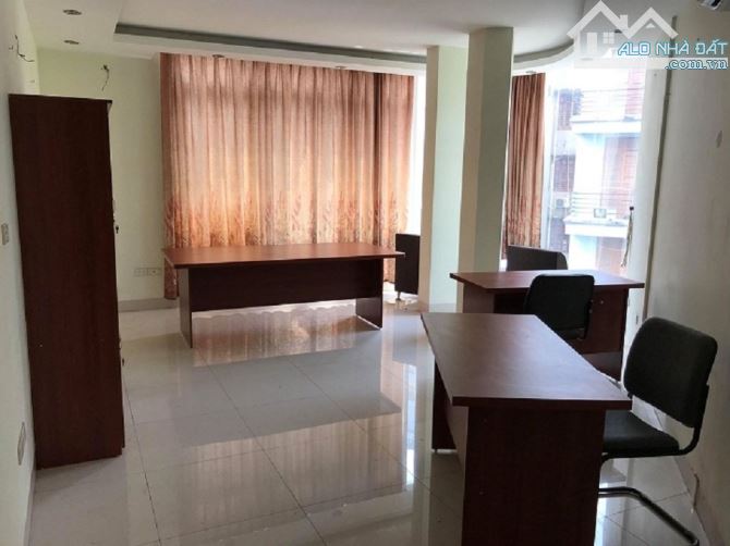 Cho Thuê Văn Phòng DUY Tân - Dịch Vọng DT 35M2 GIÁ THUÊ 4,5TR - 3