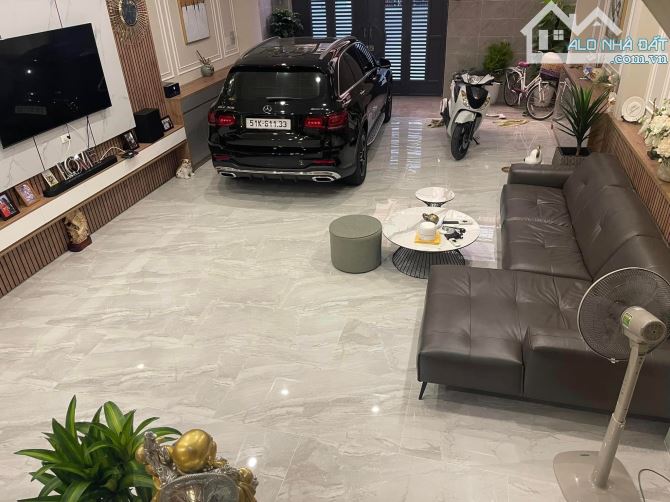 Giảm sốc 2 tỷ bán đi định cư mặt tiền nội bộ đường 3/2 quận 10(6x13m) 4 tầng