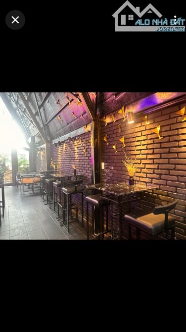 Cần bán gấp nhà C4 cùng quán Cafe- Pub xinh đẹp phong cách Tây- Ta. Khu phố toàn khách nướ - 1