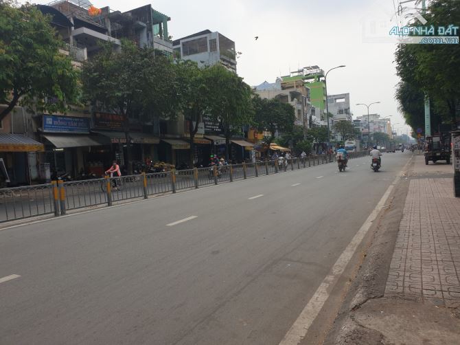 Cho thuê nhà MT Minh Phụng, P10, Q11. DT: 4x16m, 2 lầu. Giá 18 triệu - 3