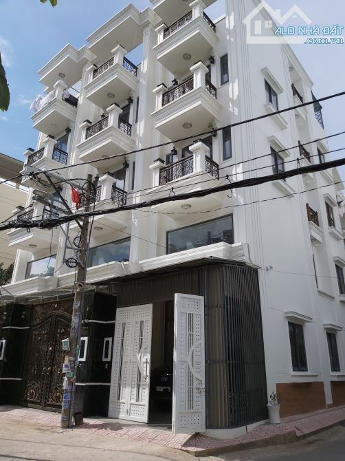 Cần bán nhà góc 2 mặt tiền đường số 30, phường 6, Gò Vấp