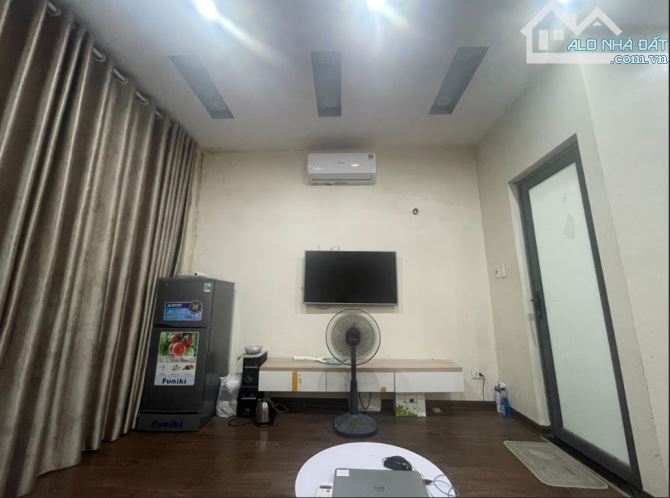 Cho Thuê CCMN Ngõ 28 Tứ Liên Tây Hồ 30m2 Studio Full Nội Thất Rất Gần Hồ Tây , Ban Công - 5