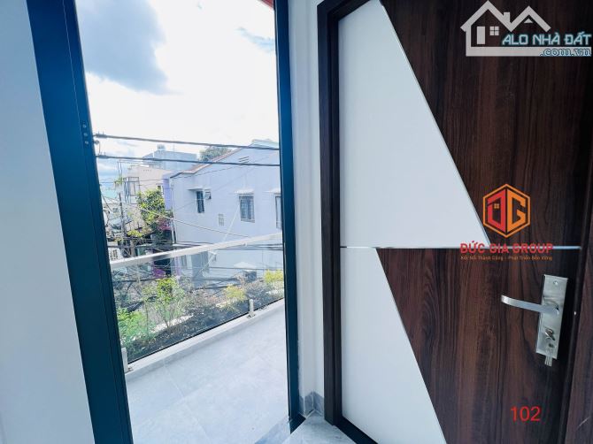 Nhà bán P.Trung Dũng ngay cổng 2 mới hoàn thiện 3,5 tỷ nhà lầu 2PN xe hơi qua lại thoáng - 7