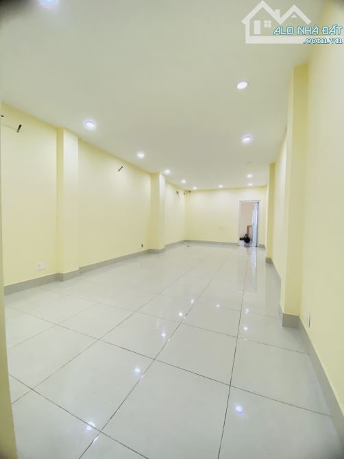 Bán nhà MTKD Nguyễn Chí Thanh, Quận 5 - 6 tầng, 102m2 giá 32,5 Tỷ thương lượng - 1