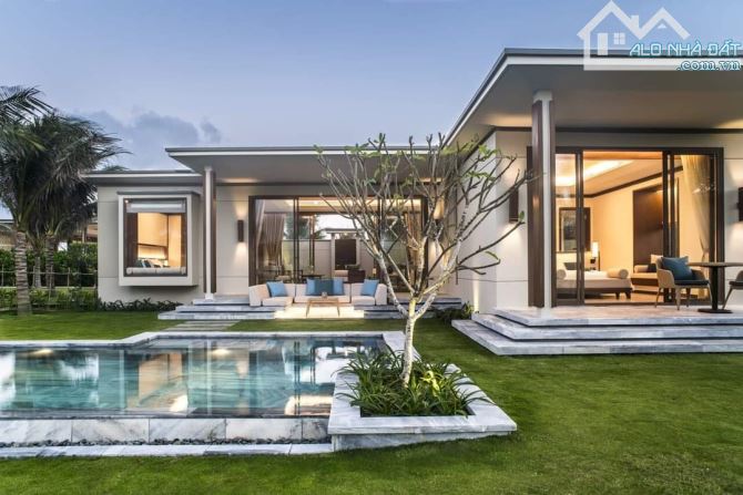 Bán căn biệt thự 2D-DP12, ngay sát biển dự án The Ocean Villas Quy Nhơn,3 ngủ, 312m2, giá - 4