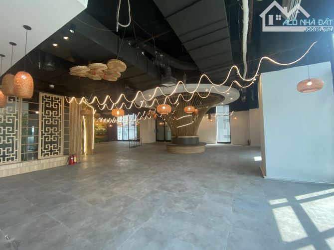 CHO THUÊ Sàn thương mại Grand Plaza, 117 Trần Duy Hưng, DT 80-6000m2 giá từ 12.9$/m2 - 9