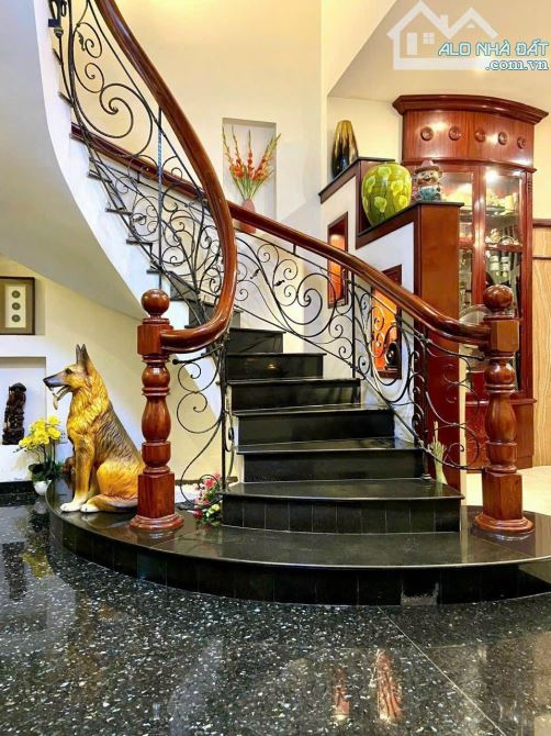 Bán Villa nội Khu Nguyễn Trọng Tuyển - Nguyễn Văn Trỗi, Phú Nhuận; 8x20m; 155m2;  45 tỷ - 2