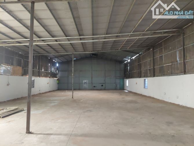 Cho thuê nhà xưởng 400m2 đường Vườn Lài phường An Phú Đông - 1