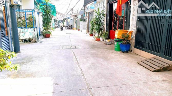 Bán nhà HXH đường Nguyễn Sơn, Tân Phú, 60m2, 4 tầng, 3,6/7,2m x 14 chỉ 7 tỷ 6 - 1
