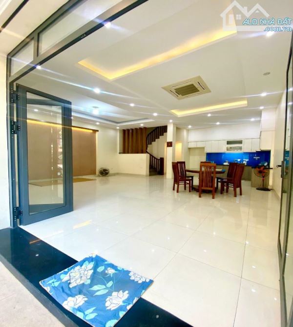 Bán Biệt Thự HX Làng Việt Kiều Châu Âu ,Mỗ Lao,HĐ ,Ô tô tránh Vỉa hè ,Cạnh hồ,80m 5 tầng - 12