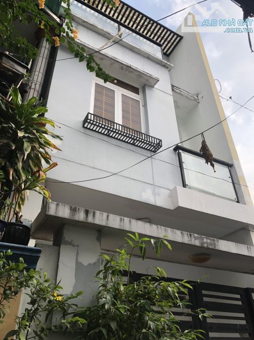 Bán nhà 4.2x14M HẺM XE HƠI 3 TẦNG Đường Thống Nhất Gò Vấp - 2
