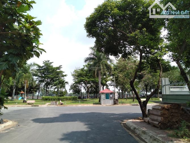 Bán biệt thự khu Compound Fideco view sông SG, diện tích 352m2, giá chỉ 58 tỷ TL - 1