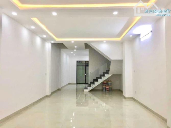 Bán nhà mặt tiền đường Số 4 95 m2 giá 8,4 tỉ - 1