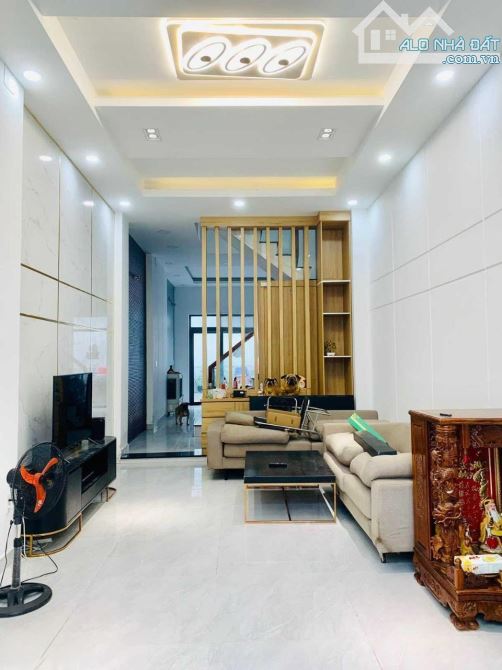Bán nhà hẻm 7m đường Trường Thị Hoa (TTH07). DT 4x25m nhà 3 lầu. Giá chỉ 6.5 tỷ TL - 1