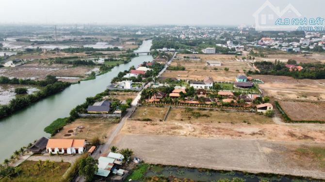 Bán nhanh đất 2 mặt tiền đường Hùng Vương, Phú Đông, Nhơn Trạch,Đồng Nai - Sổ đỏ chính chủ - 1