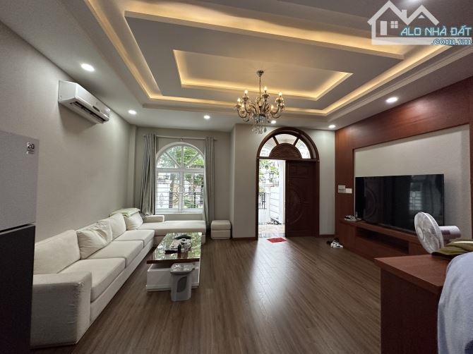 Biệt Thự Cityland💥Full Nội Thất Graden Hill P5💥10x20m.Hầm.4 Lầu.6PN.40 Triệu - 10