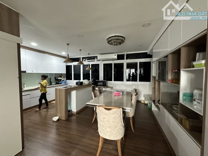 Biệt Thự Cityland💥Full Nội Thất Graden Hill P5💥10x20m.Hầm.4 Lầu.6PN.40 Triệu - 2