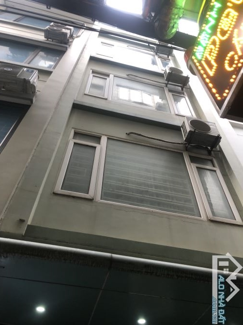 Cho thuê nhà riêng ngõ 42 Trần Quý Kiên, Cầu Giấy 55m x 4T ô tô đỗ cửa