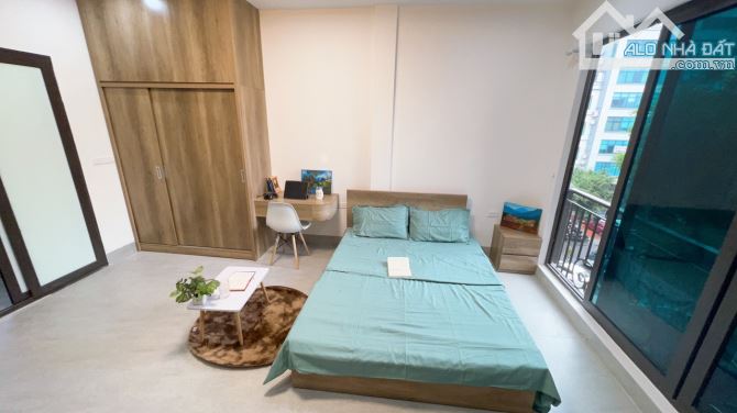 Cho Thuê CCMN Mặt Phố Trung Kính Cầu Giấy 30m2 Studio Full Nội Thất Thang Máy, Ban Công - 6