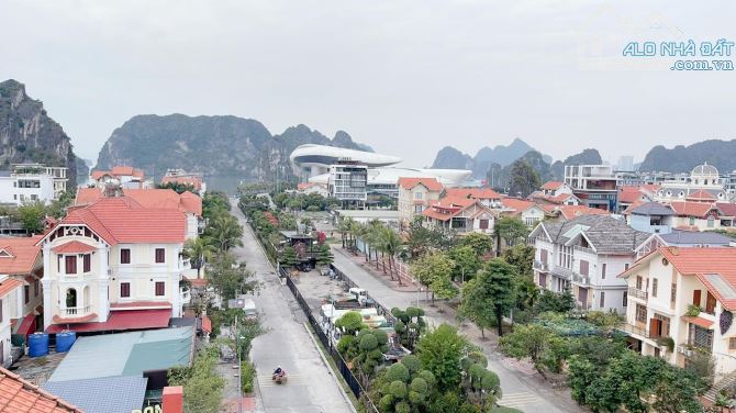 Mặt đường Hải Lộc, mặt tiền 8m, nhà  tầng thang máy, view biển, trung tâm Hạ Long - 3