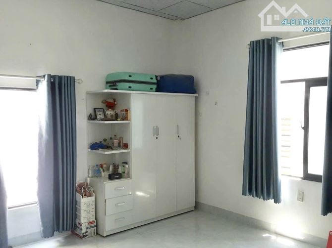 Nhà phố đường Bùi Thị Xuân Nha Trang hẻm oto dt 83m2 gần biển, chợ Xóm Mới - 7