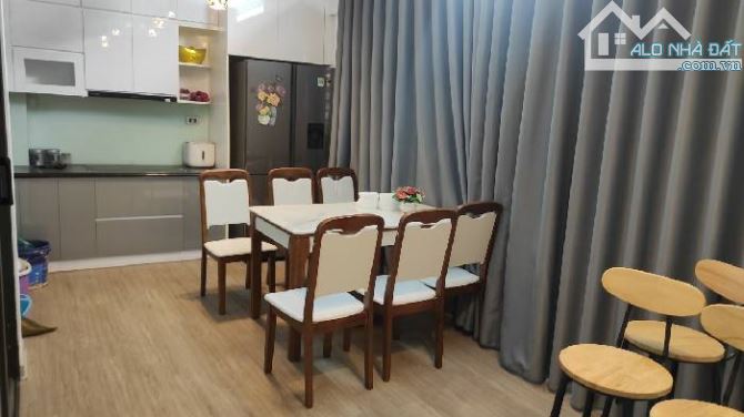 Bán nhà mặt phố Phan Phù Tiên Cát Linh Đống Đa KD Đỉnh 45m 6 tầng MT 6,3m giá 16 tỷ - 1