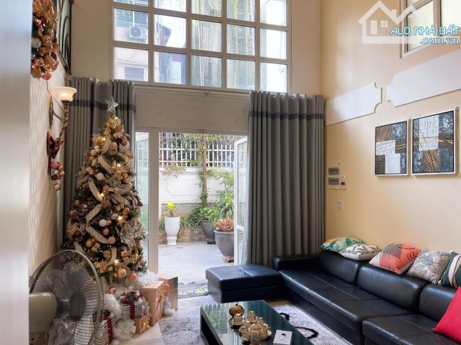Bán biệt thự sân vườn Cửa Bắc - Ba Đình 170m2x5 Tầng thang máy cao cấp - mặt tiền khủng 8m - 1