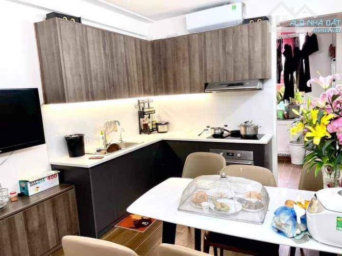 Bán nhà phân lô Ngõ 98 Lê Trọng Tấn Dt 33m2 5 tầng Mt 4m Giá 4,3 tỷ - 3
