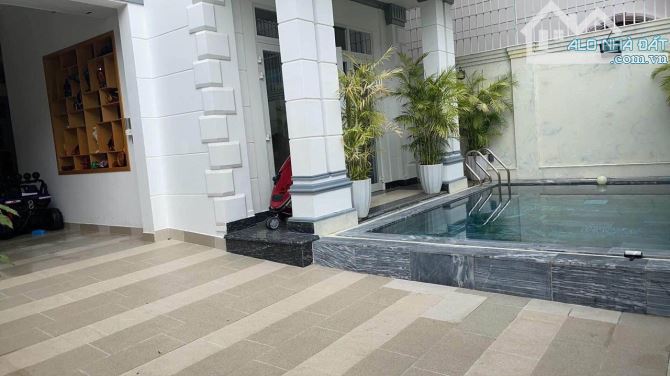 BÁN BIỆT THỰ 1T2L MẶT TIỀN LẠC LONG QUÂN 210M2 (10X21M) GIÁ: 19.5TỶ - 1