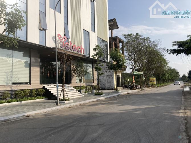 Bán đất khu đô thị Khu đô thị Hà Phong - Mê Linh 117m2 - mặt tiền 10m - lô góc - 2