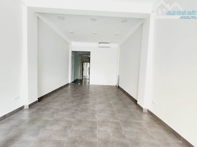 Bán nhà MP Văn Phú,thang máy,  kinh doanh dt 60m2, 7t, mt 4.4m. Giá bán 16.5 tỷ.