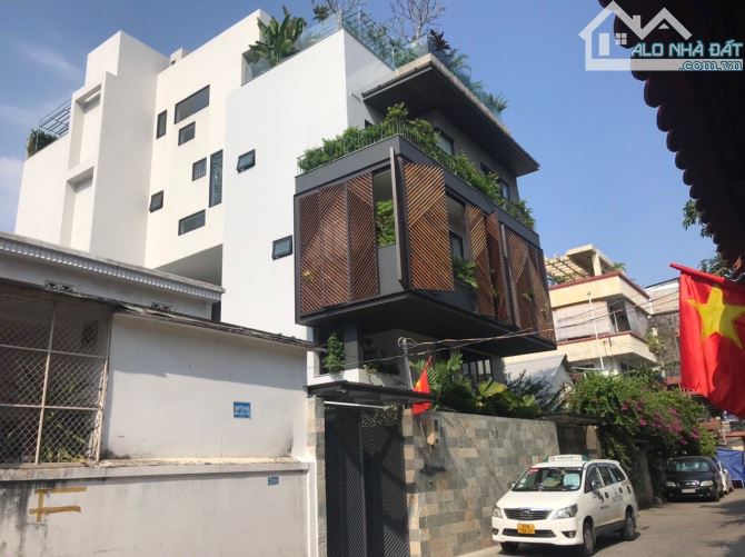 Bán Biệt Thự Đường Trần Khắc Chân Quận 1, Có Hồ Bơi,Sân Vườn ( 13x20m) Hầm 4 Tầng mới xây - 1