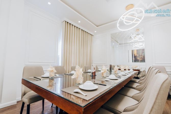 VIP- MẶT TIỀN NGUYỄN THỊ DIỆU - 7M X 33M- 2 TẦNG SÂN THƯỢNG- VÕ THỊ SÁU, QUẬN 3- GIÁ 85TR - 2