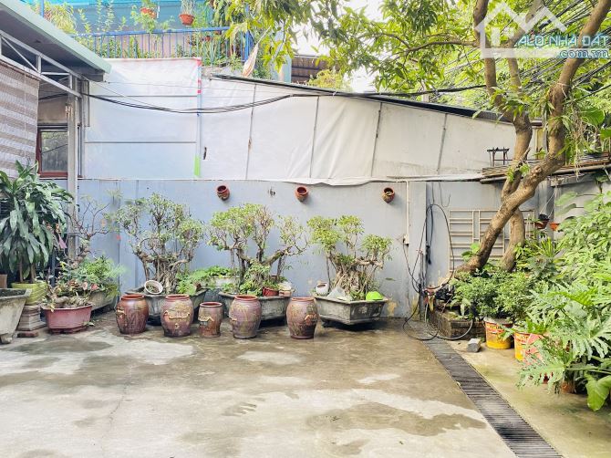 Chính chủ gia đình tôi đang cần nhà 4 tầng sân vườn kim Giang KĐT The Manor Nguyễn Xiển. - 6
