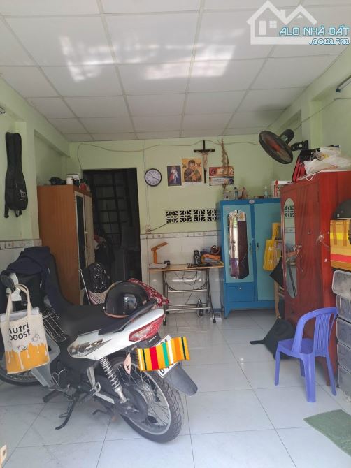 Bùi Thế Mỹ, hẻm ba gác, 25m2, ngang 3m nở hậu. - 1