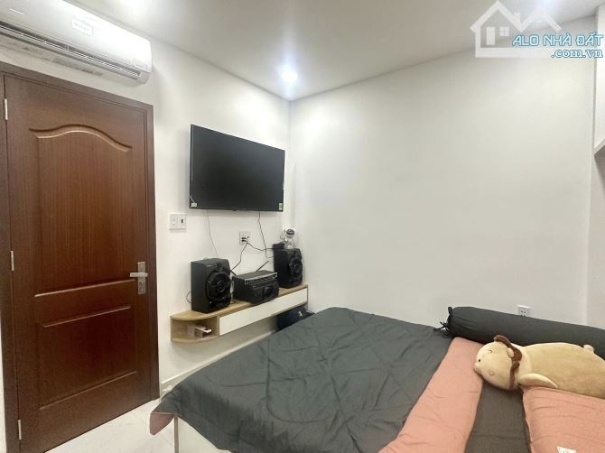 NHÀ MỚI ĐẸP- 4 tầng đường NGUYỄN VĂN ĐẬU 30M2- Nở hậu tặng nội thất giá nhỉnh 5 tỷ - 1