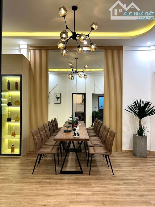 NHÀ MẶT TIỀN KINH DOANH ĐƯỜNG HÙNG VƯƠNG: DT 4x25 Giá 4.99 tỷ