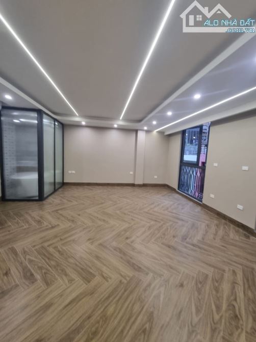THANG MÁY !! Bán nhà phân lô Nguyên Hồng 55mx8T thông sàn mới tinh KD VP ở sướng hơn 10 ty - 11