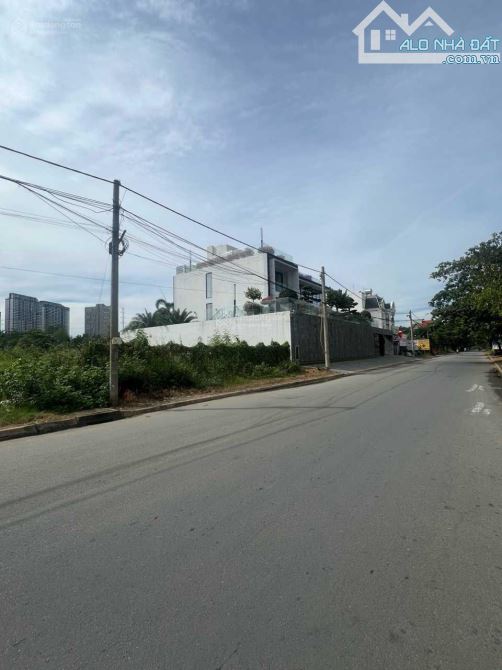 Bán Lô đất Mặt Sông và Công Viên DTCN  391m2  giá chỉ 80 tr/m2 - 1