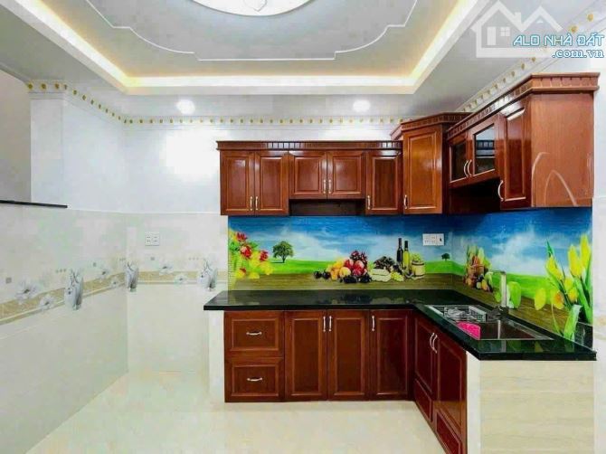 BÁN NHÀ 63M2, 3 TẦNG, Ô TÔ VÀO NHÀ, CHỈ NHỈNH 4 TỶ- HIỆP THÀNH QUẬN 12 - 3