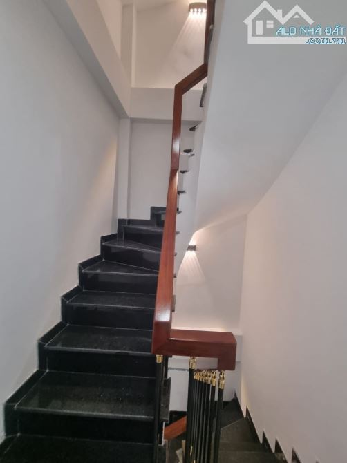 THANG MÁY !! Bán nhà phân lô Nguyên Hồng 55mx8T thông sàn mới tinh KD VP ở sướng hơn 10 ty - 4