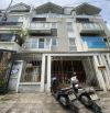 Cho thuê nhà trên đường Trần Hữu Dực, Nam Từ Liêm, dt 100m2, mt 5m, nhà đẹp, giá 25 triệu.