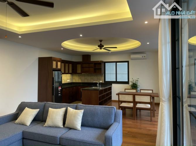 TÒA APARTMENT CAO CẤP - GẦN THUNG LŨNG HOA HỒ TÂY - 8 TẦNG GARA Ô TÔ - 200TR/THÁNG