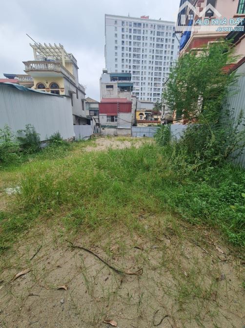 Bán mảnh đất vàng siêu hiếm mặt phố Trích Sài, view Hồ Tây lộng gió.